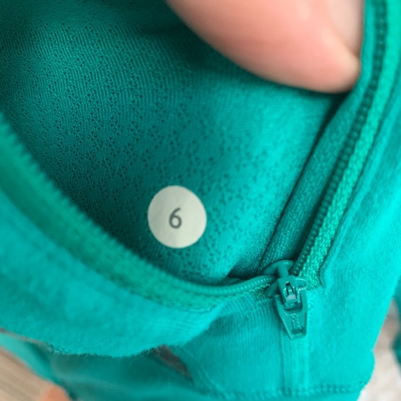 Lululemon Size 6 Stride Jacket. - Picture 6 of 7